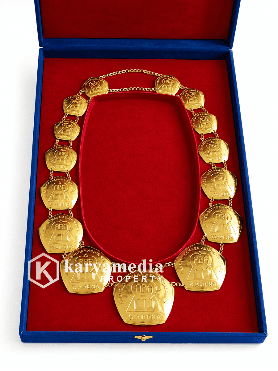 Kalung Rektor 2