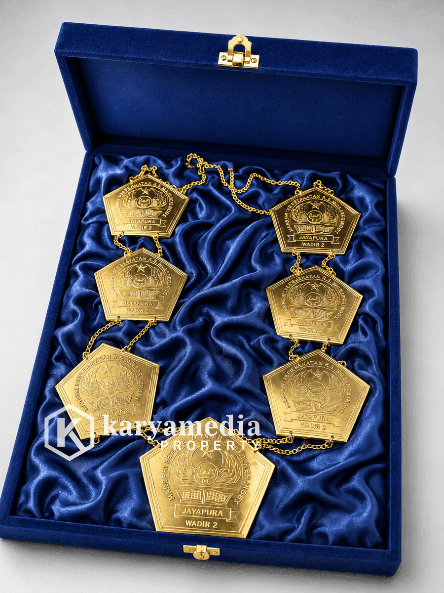 Kalung Rektor 6