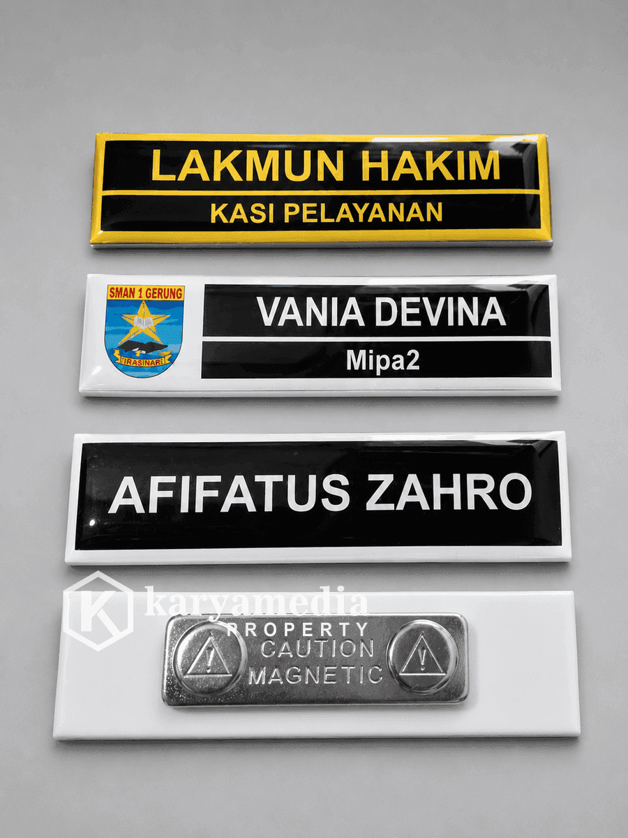 Name Tag 16