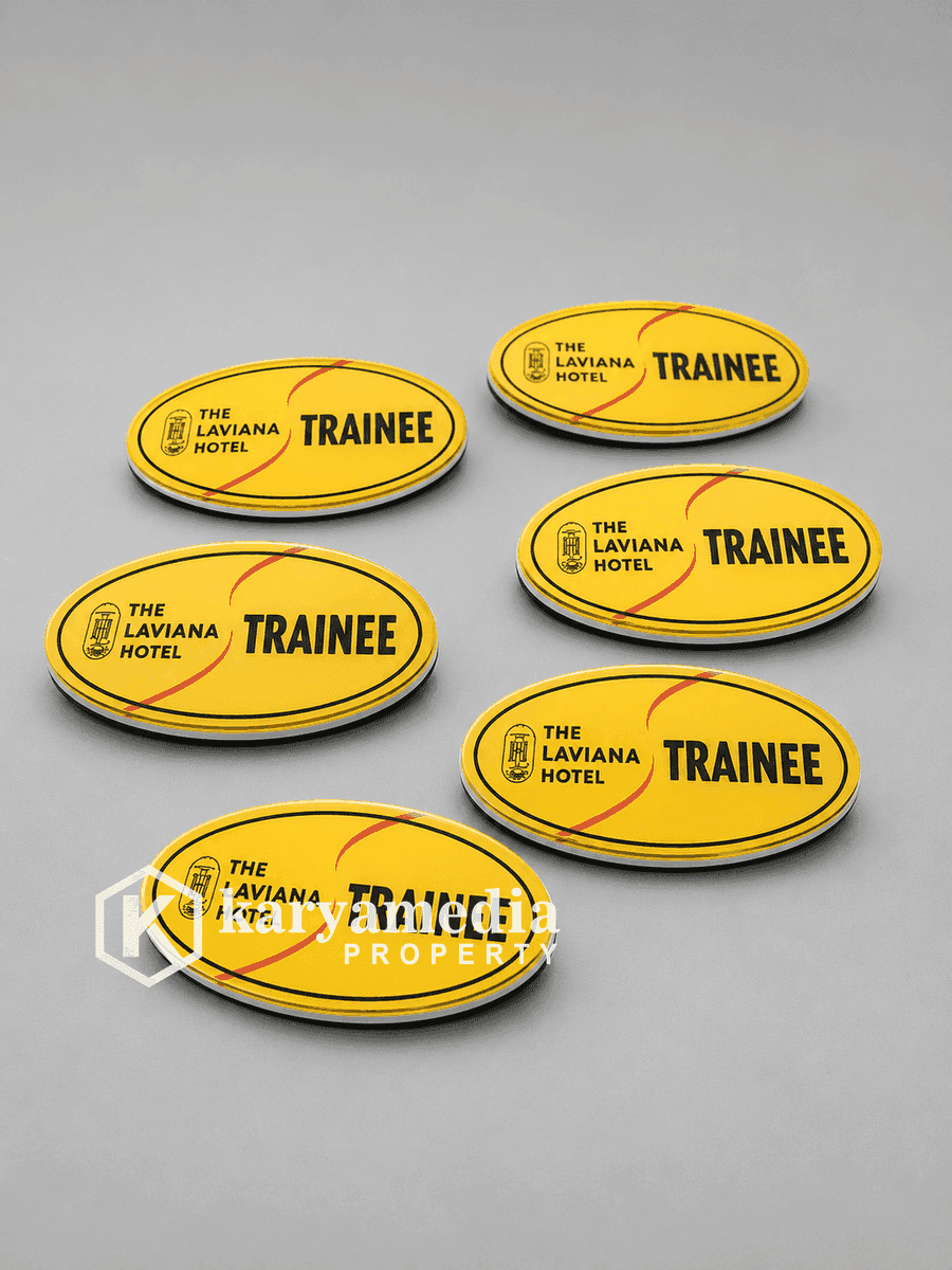 Name Tag 17