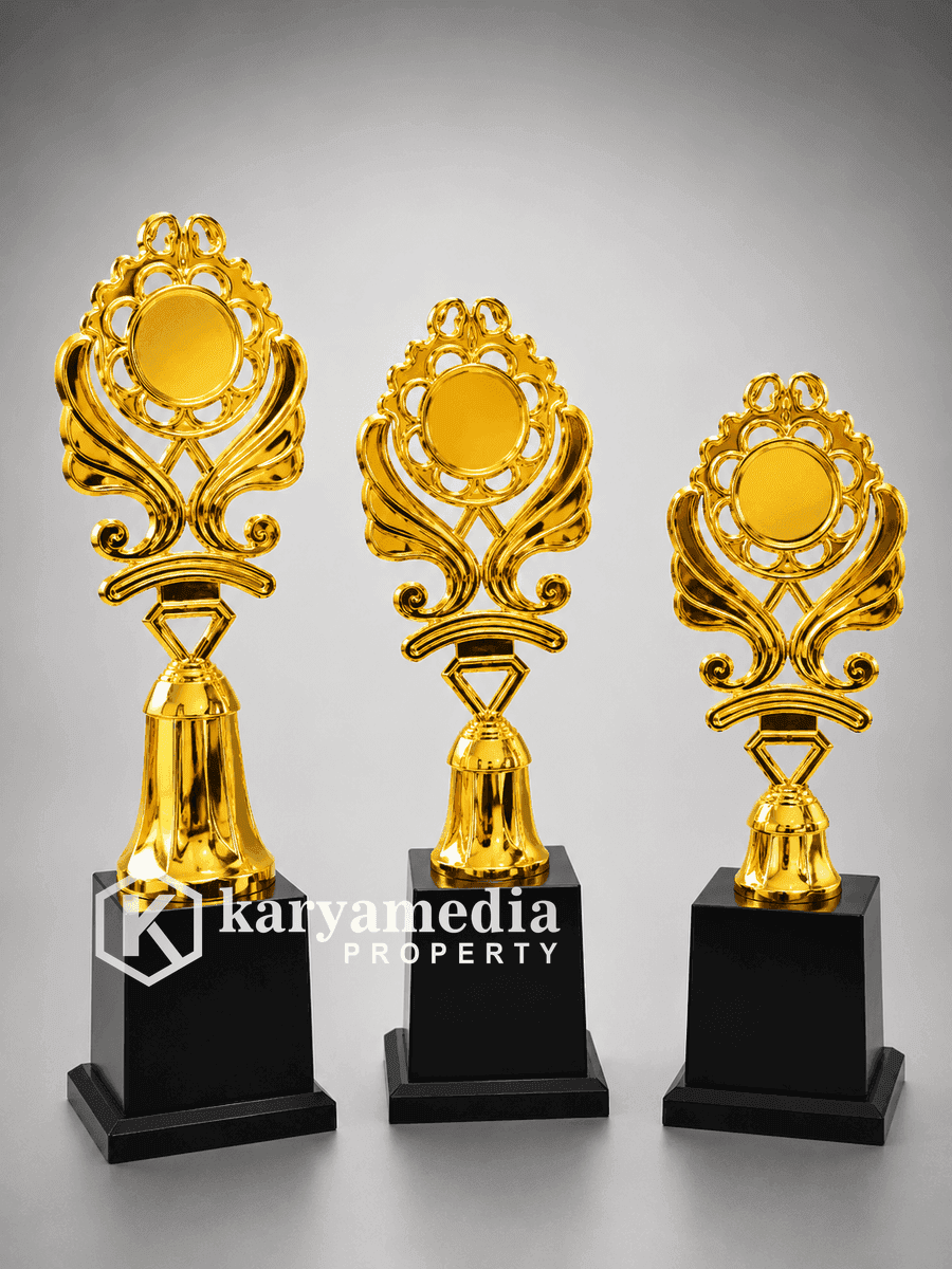 Piala Trophy 23