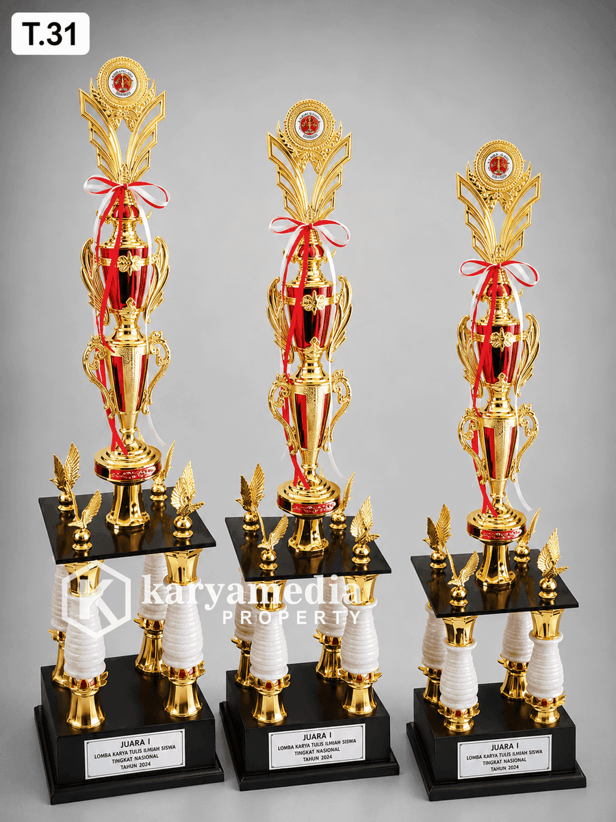 Piala Trophy 5