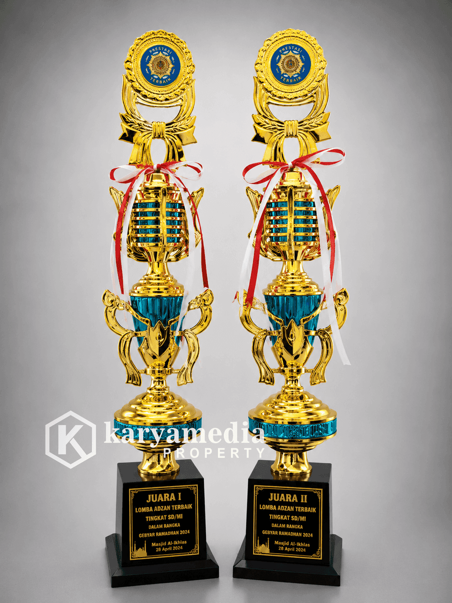 Piala Trophy 22