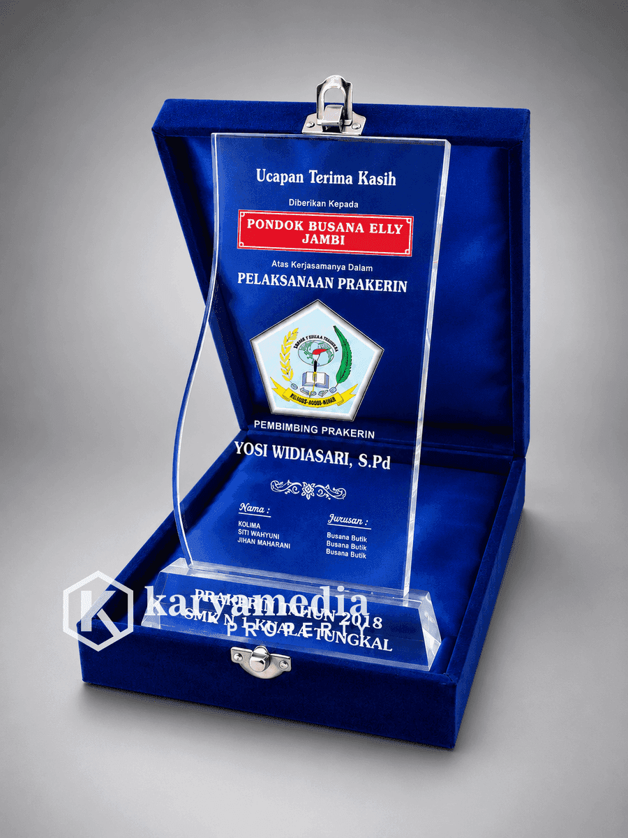 Plakat Akrilik untuk Ucapan Terima Kasih dan Apresiasi yang Elegan