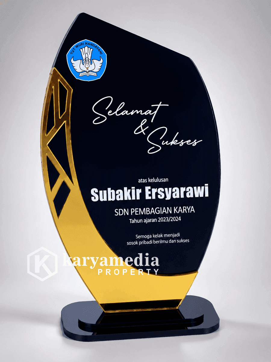 Plakat Wisuda Akrilik 7