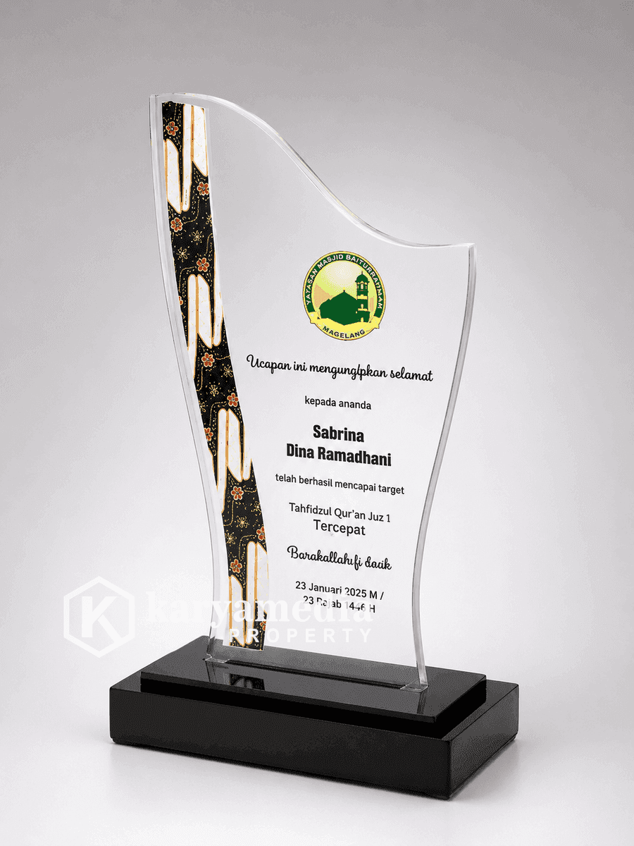 Plakat Wisuda Akrilik 11