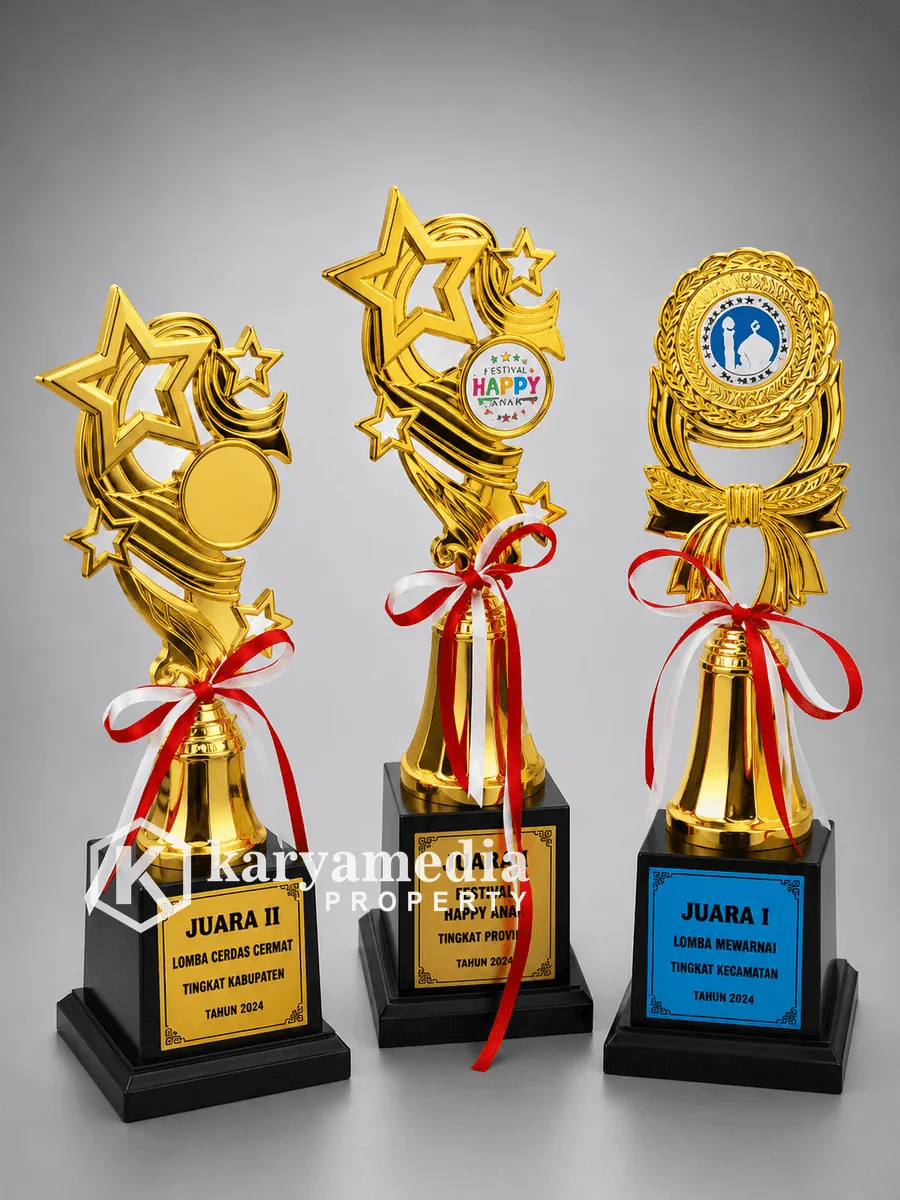 Piala Trophy 17 - Piala Trophy Karyamedia Souvenir