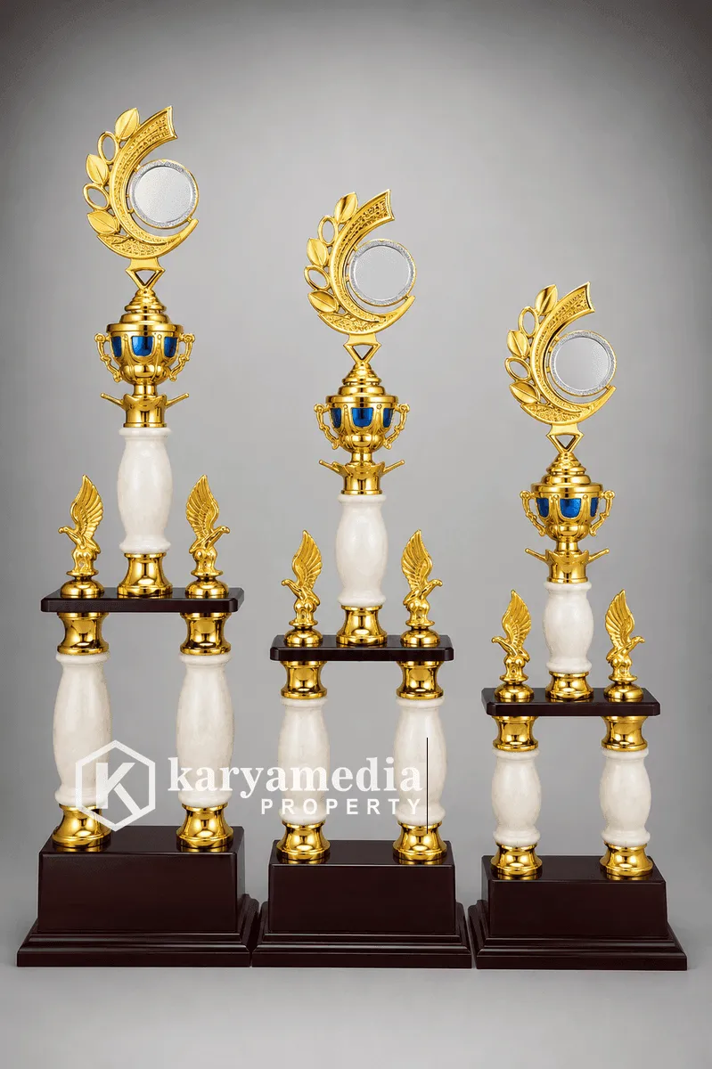 Piala Resin untuk Komunitas Jambi yang Elegan