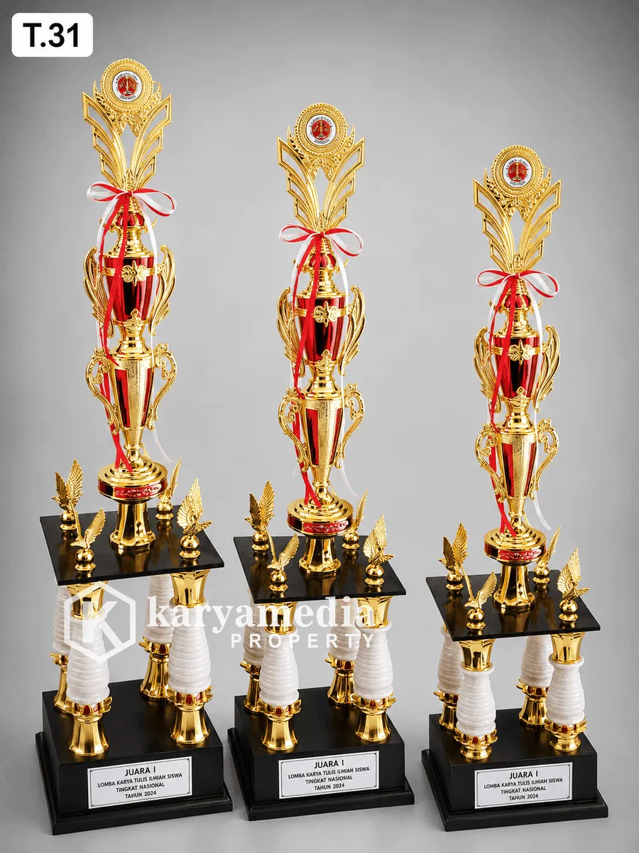 Piala Trophy 5