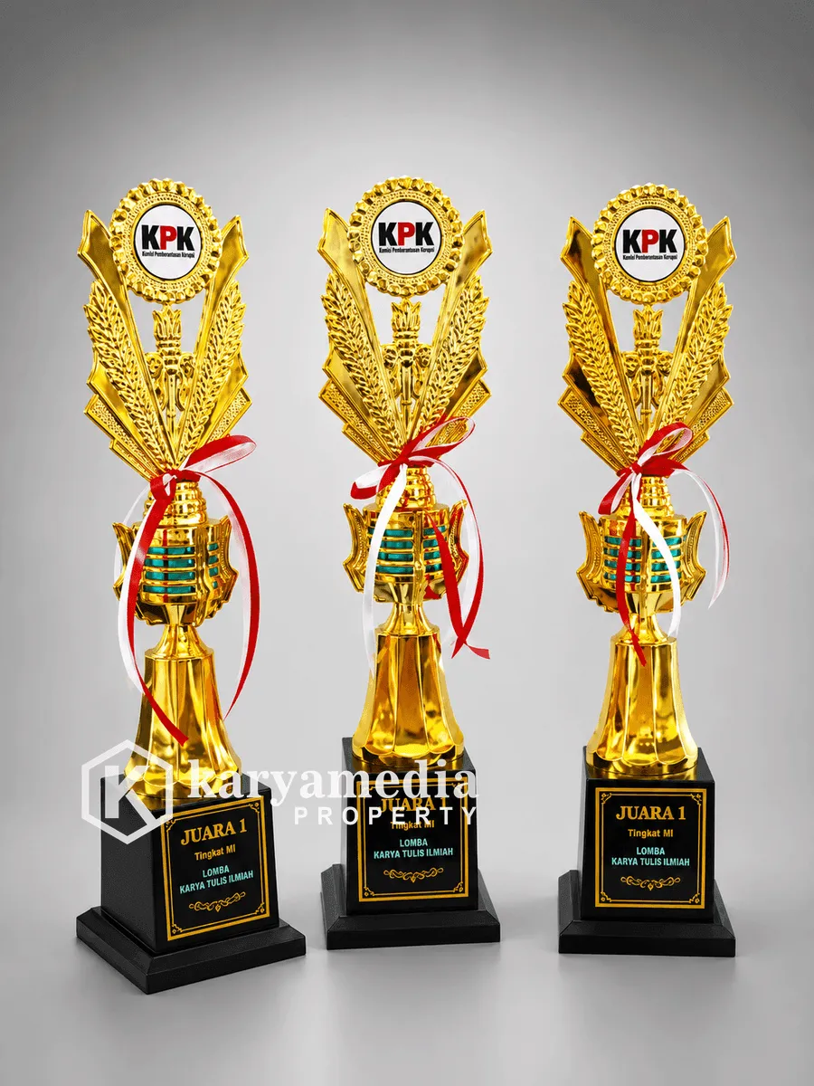 Piala Trophy 8 - Piala Trophy Karyamedia Souvenir
