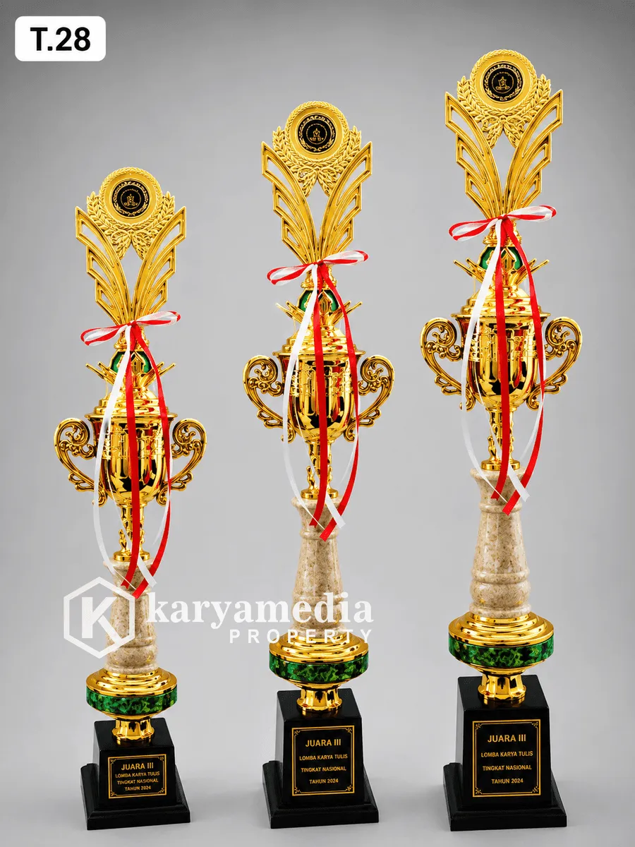 Piala Trophy 46 - Piala Trophy Karyamedia Jogja