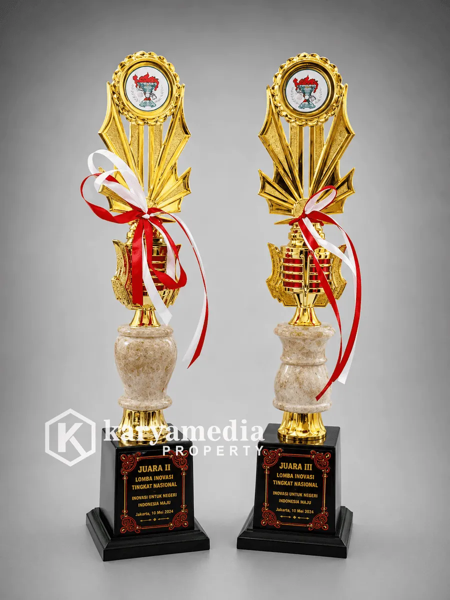 Piala Trophy 31