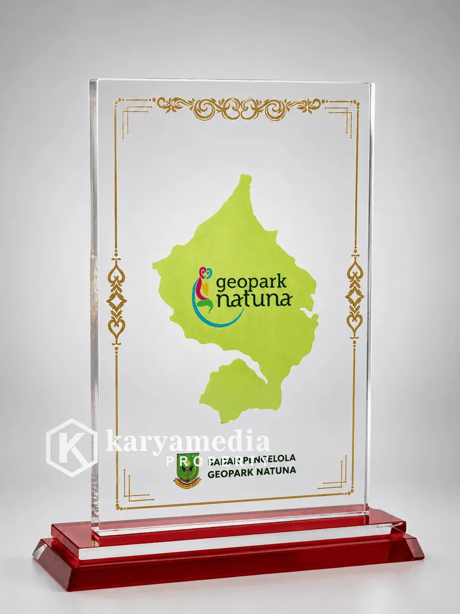 Plakat Kayu untuk Event Organizer yang Profesional