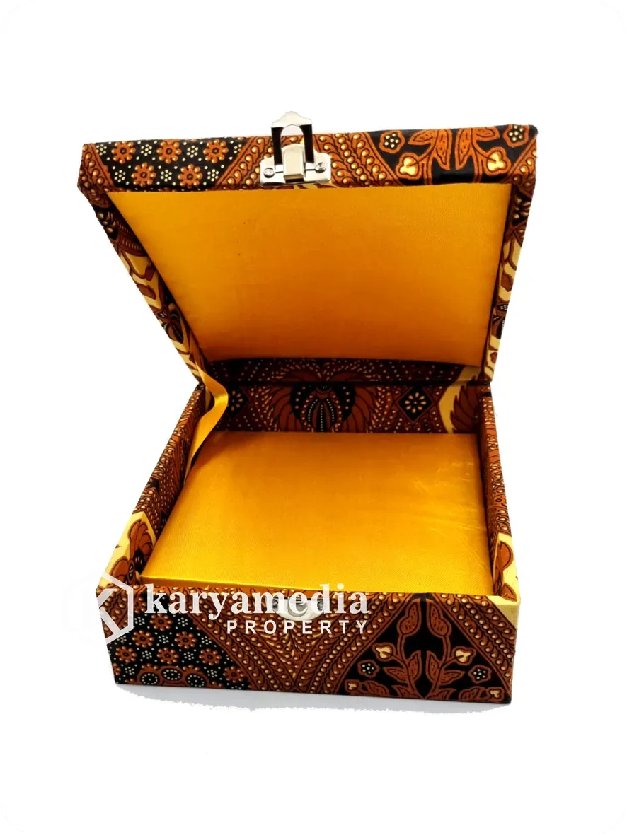 Box Batik
