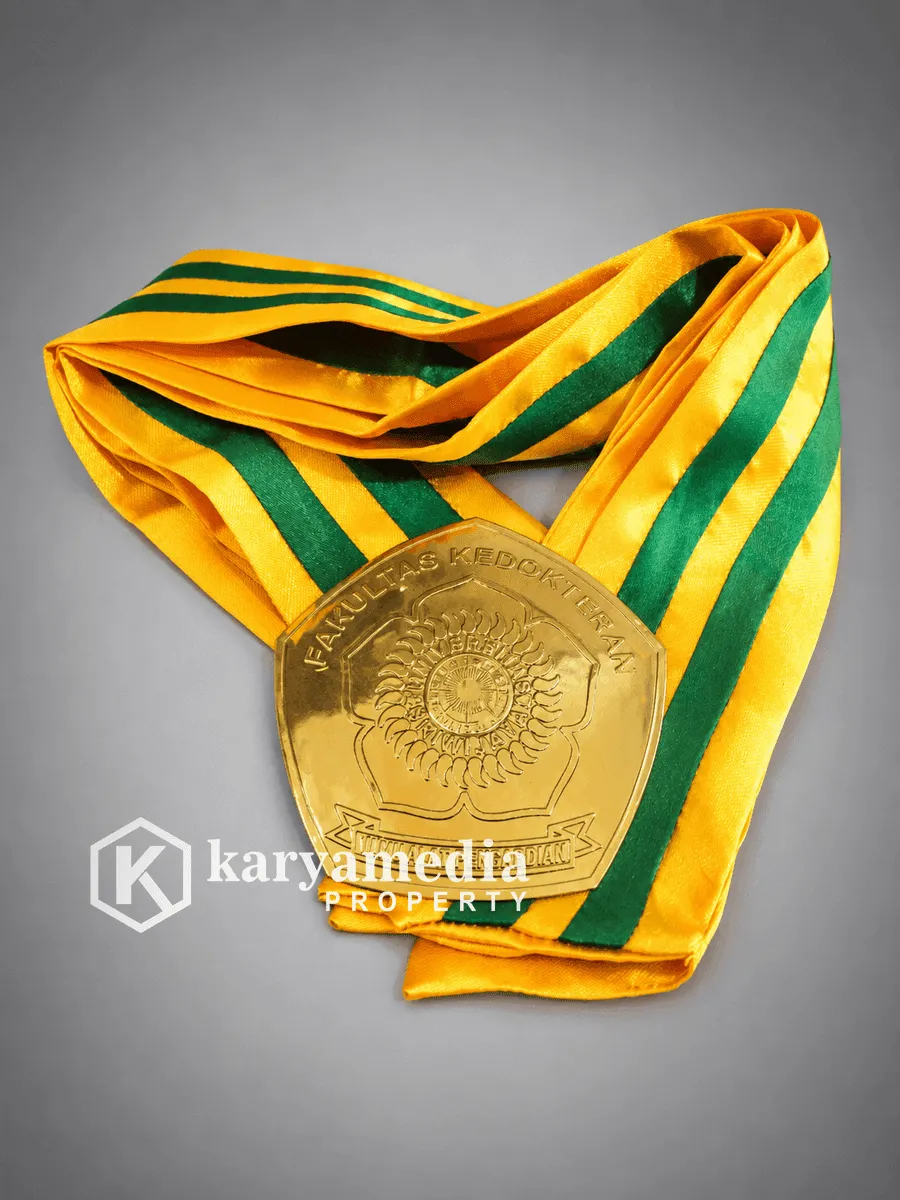 Samir Wisuda 9