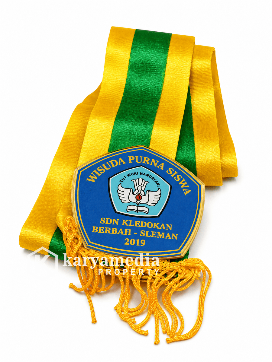 samir wisuda akrilik custom
